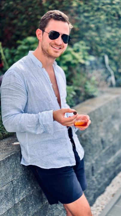 Tobias Querbach