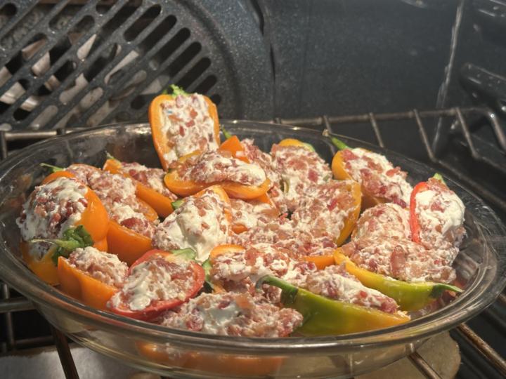 Easy Bacon Stuffed Peppers