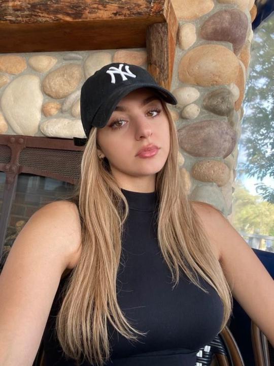 Melissa Sharon