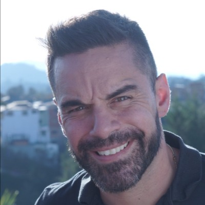 Coach Alex Cote