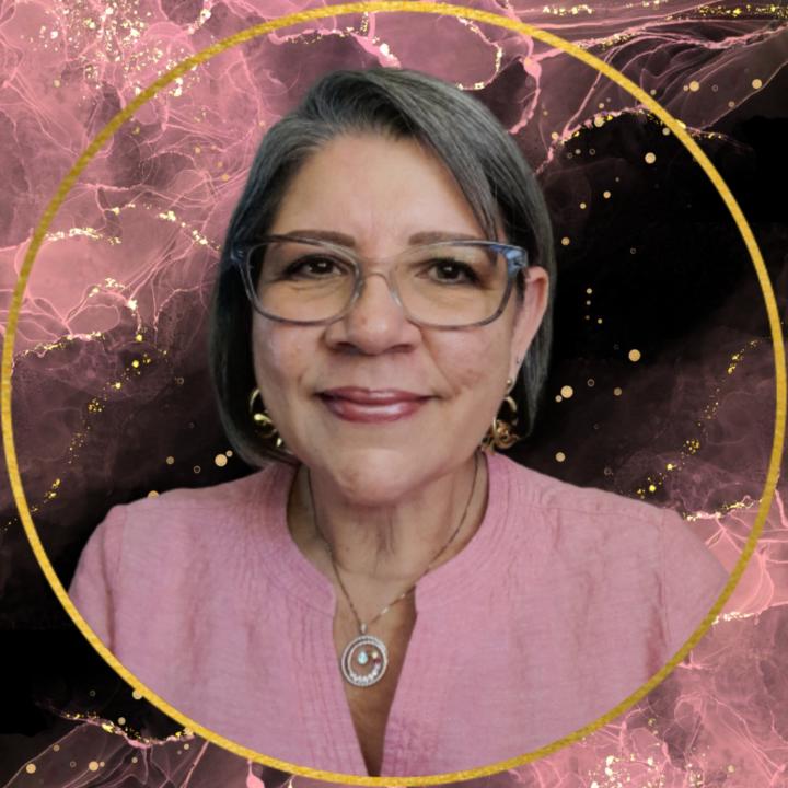 María Antonieta De León M