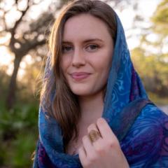 Jolie Drell