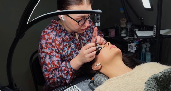 The secrets of uv lash system