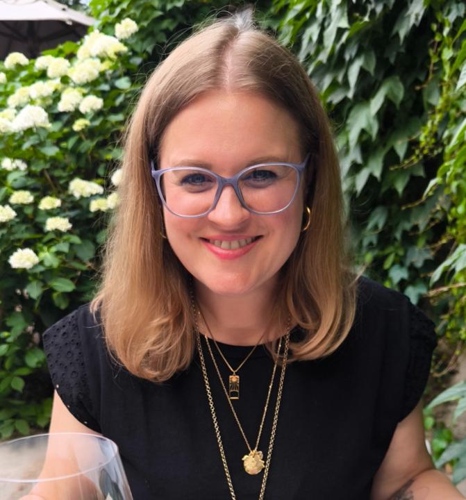Sandra Herzhauser