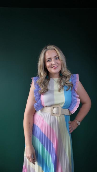 Kelly Elliott