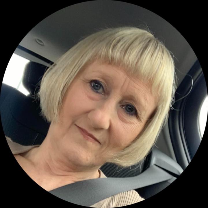 Debbie Hezlewood