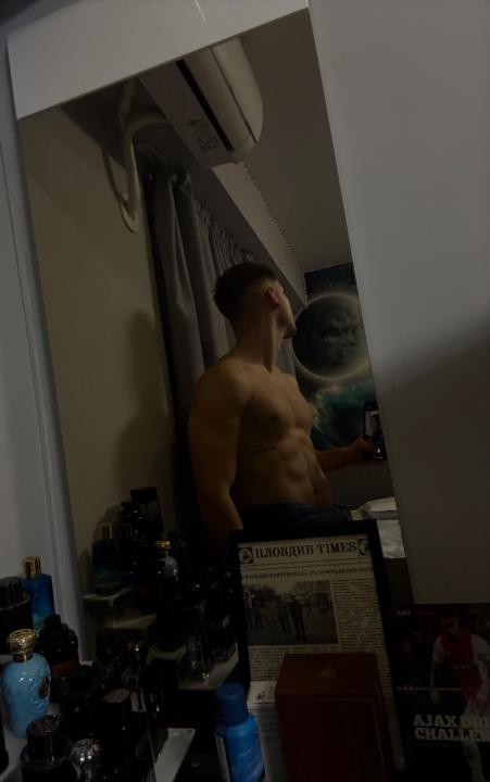 Алекс Делимоллов