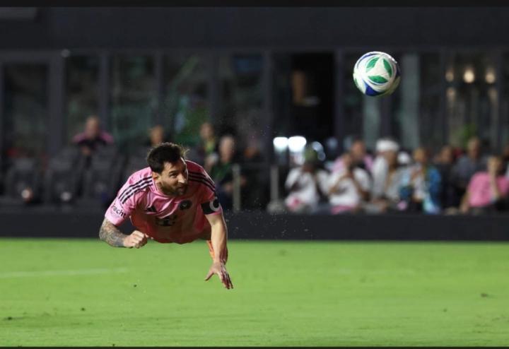 Modler Jean Baptiste