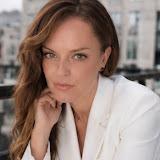 Ana Neves