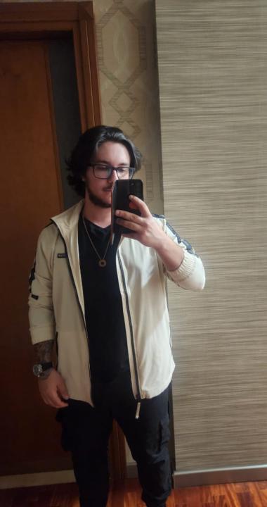 Mitchell Barros