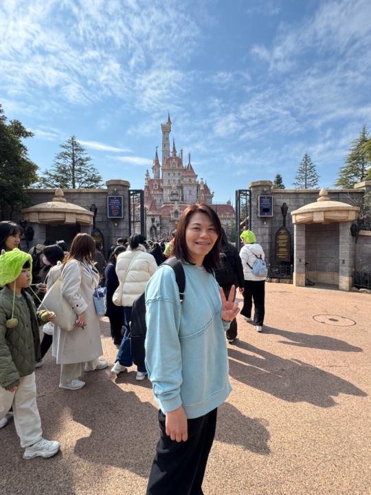 Huang Evelyn
