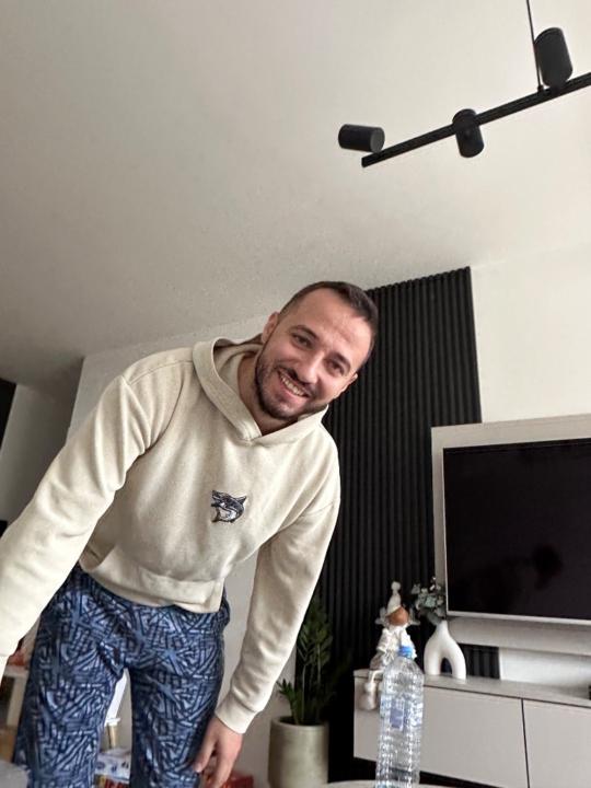 Тренче Ангов Angov