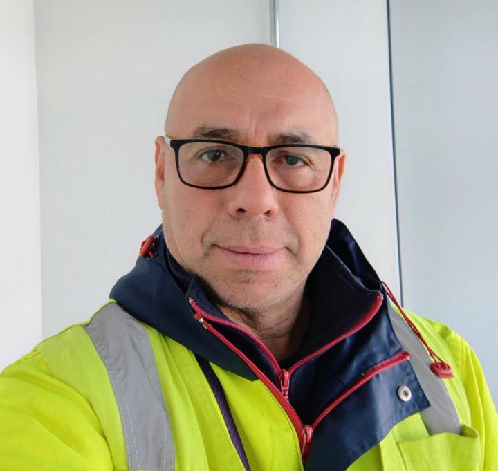 José Leonardo Leon C.