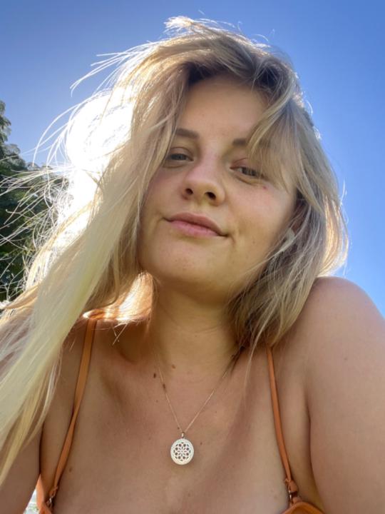 Victoria K