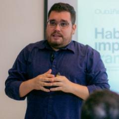 Alexander Oubiña
