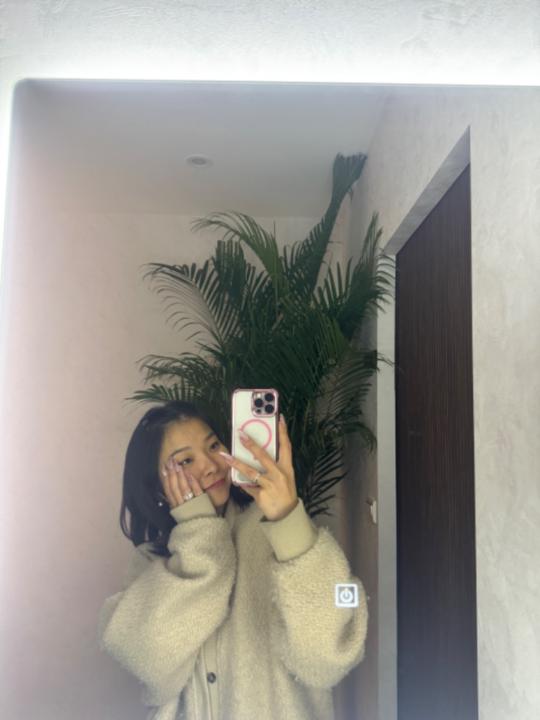 Lin Angela