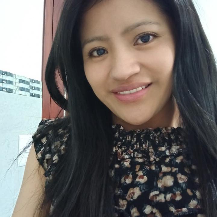 Lourdes E