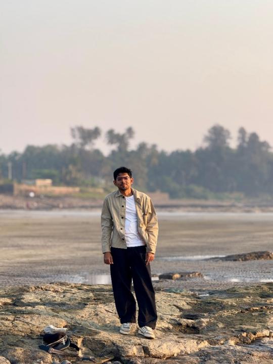 Dhruv Thakkar