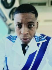 Junior Mfolwe