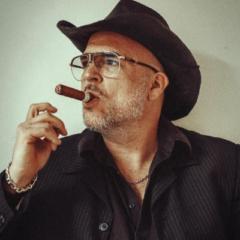 Oliver Lozano