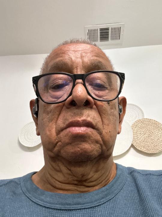 Guillermo D. Becerra V.