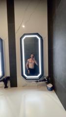 Aaron Pow