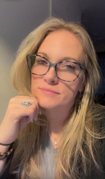 Laura Wilkins