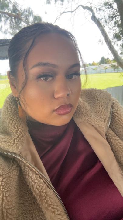 Hineira Tipene-Komene