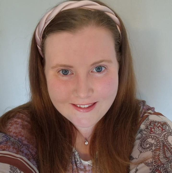 Gillian White