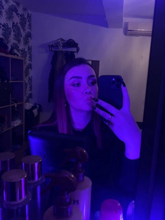 Axelle Menard