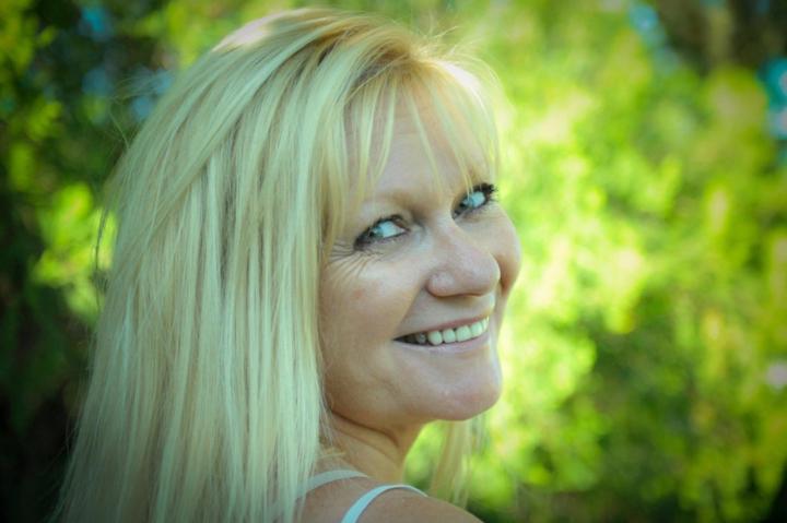 Roweena Hurst