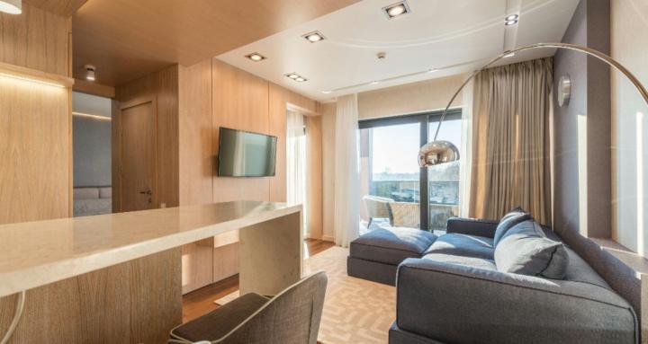 Learn English And Get Rich