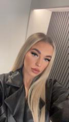 Chloe Melvin