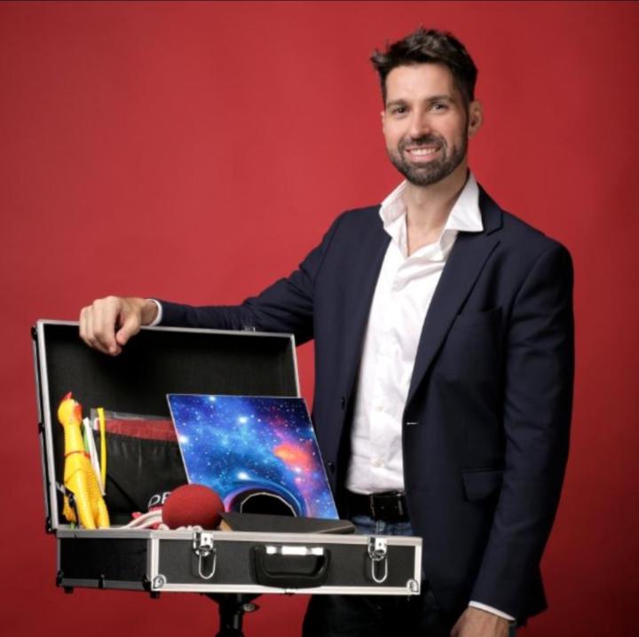 Héctor Fernández
