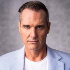 Christopher Karr