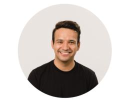 Carlos Dávila