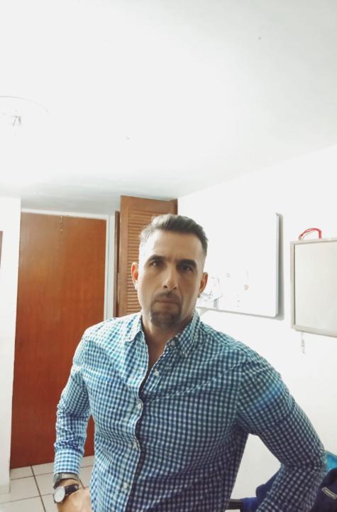 Alejandro Santibañez