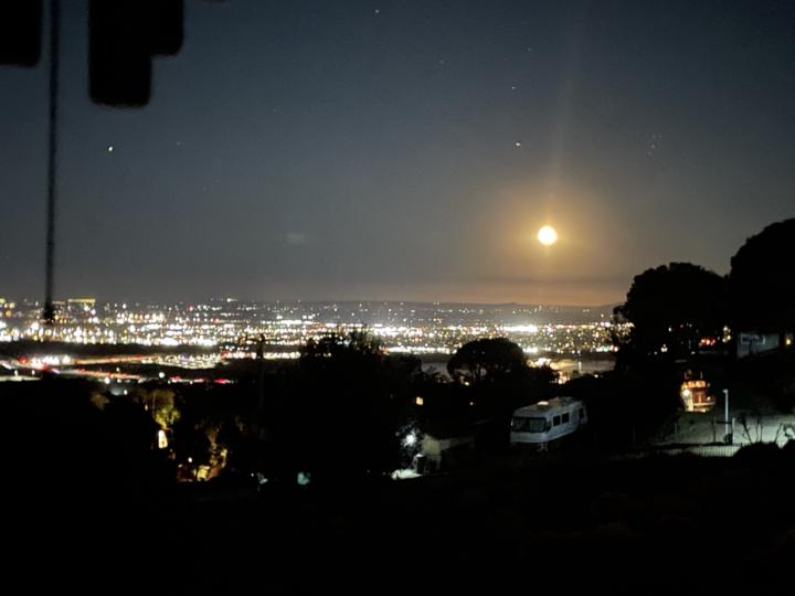 The Moon is beautiful and so are you 💕