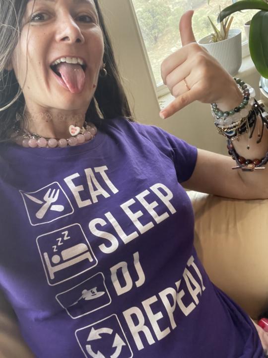 ✨💃 Happy New Year Everyone!!!!!! 2026 LFG!!!!!!!!!!