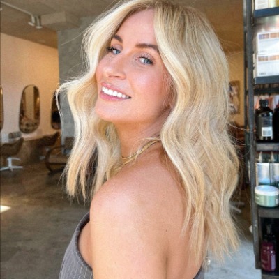Elle Thompson