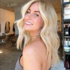 Elle Thompson