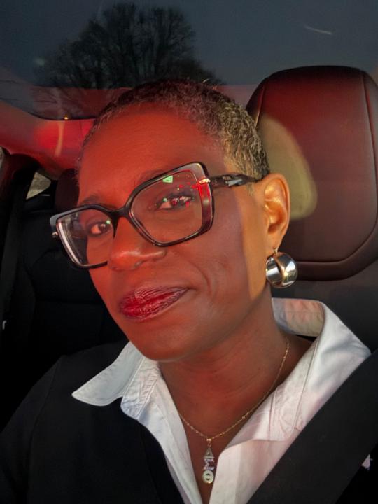 Yvonne Nichols