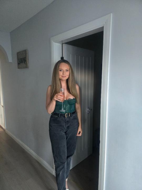 Sarah Barker