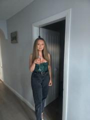 Sarah Barker