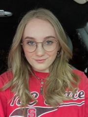 Mia Davis
