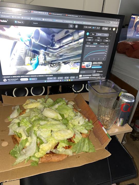 Eating Pizza On January 1st 2026 To Lose Fat