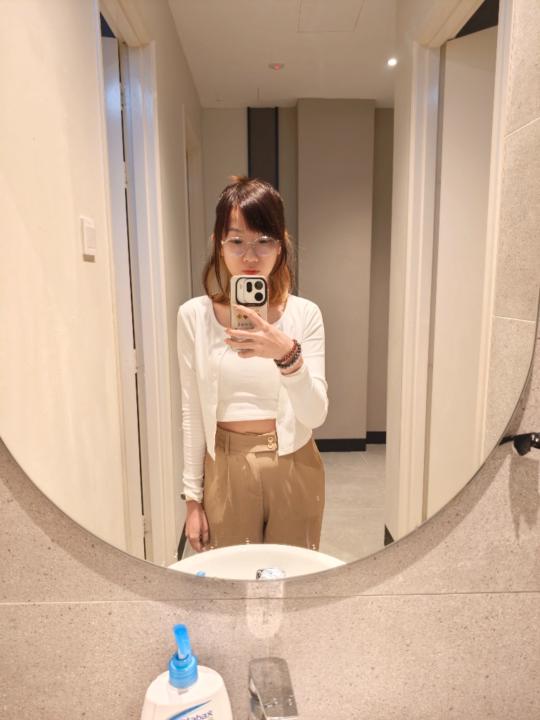Stephanie Lee