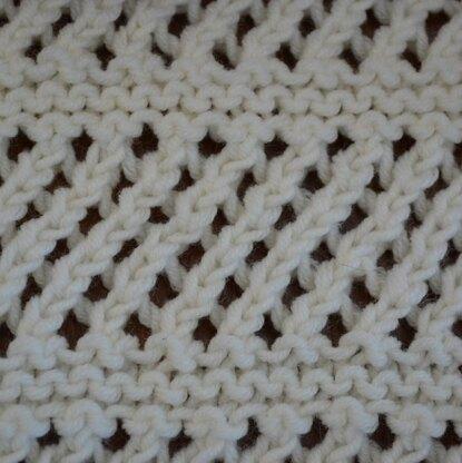 May - Grand Eyelets Stitch