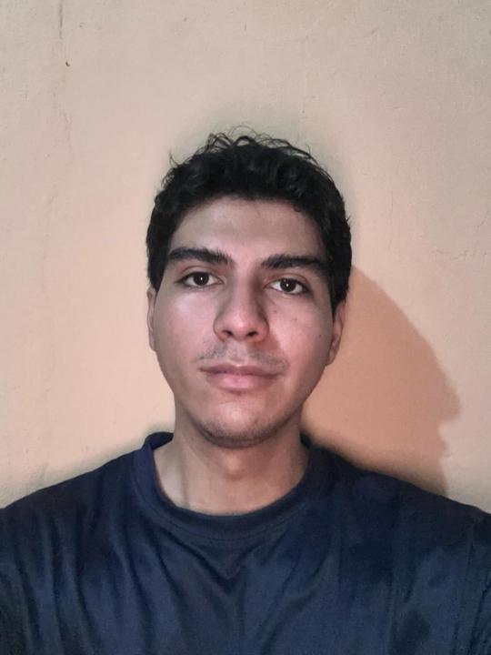 Luis Vazquez