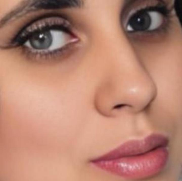 Mina Y.